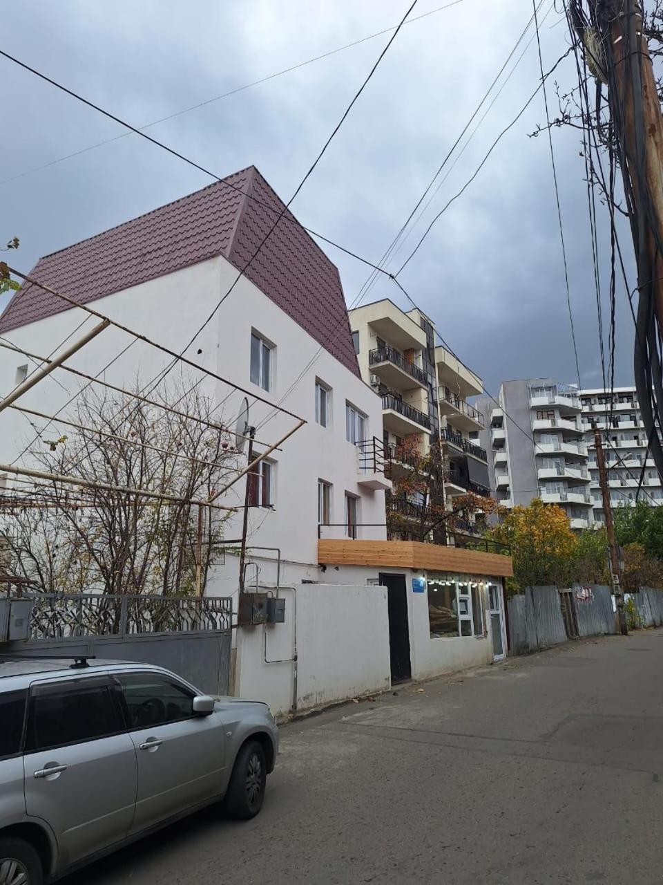 Vake-House Hotel Tbilisi Exterior photo